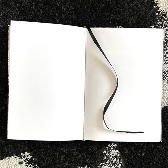 *NEW JOURNAL* ANTHROPOLOGIE Marianne A Rodriquez Hardcover in VIBRANT Navy Multi - Picture 2 of 7